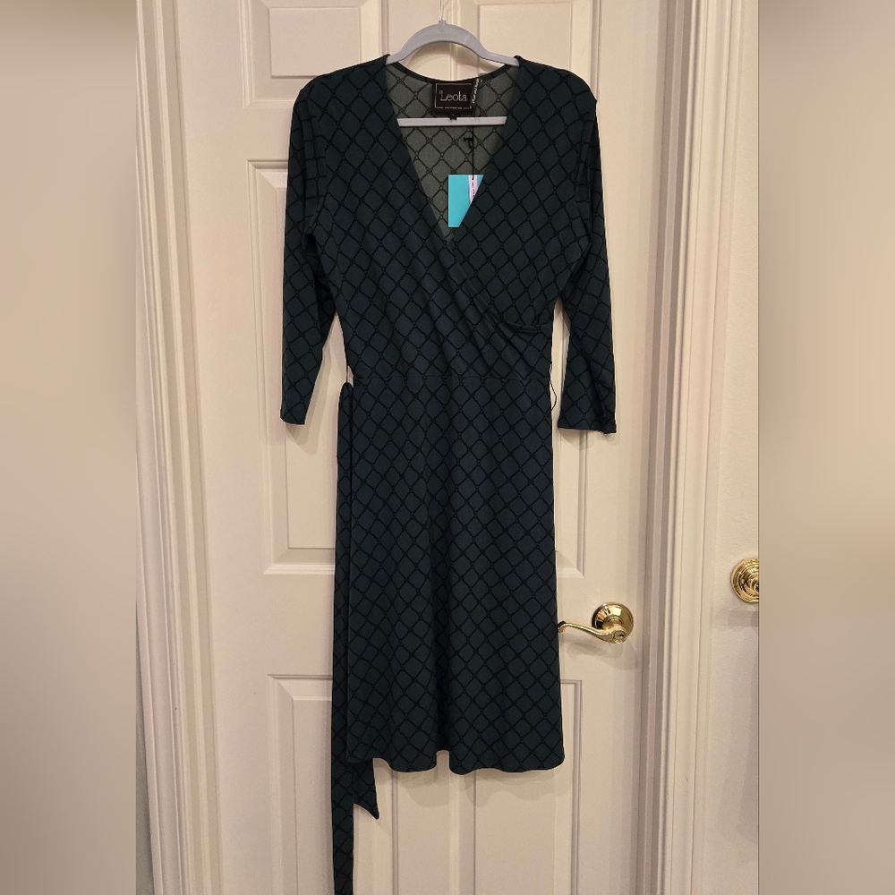 Leota Dark Geometric Long Sleeve Dress